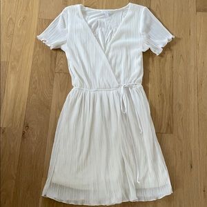 LEITH WHITE WRAP DRESS